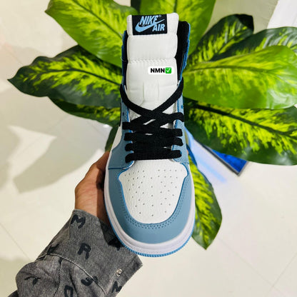 Shoes nike air jordan 1 high blue white