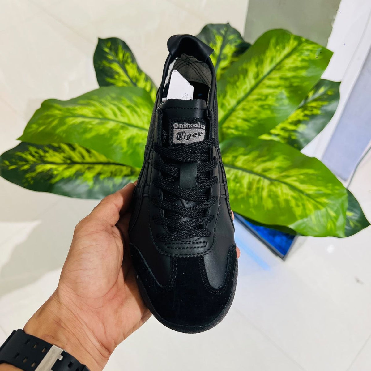 Shoes asics onitsuka tiger all black
