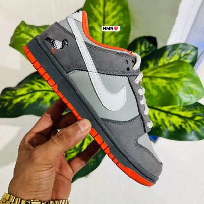 Shoes Nike sb dunk grey orange