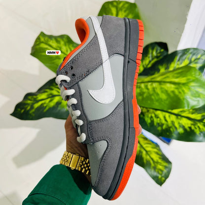 Shoes Nike sb dunk grey orange