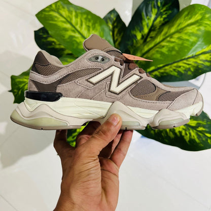 Shoes new balance 9060 brown british white