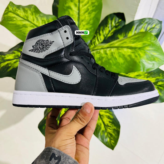Shoes nike air jordan 1 high black grey