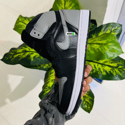 Shoes nike air jordan 1 high black grey