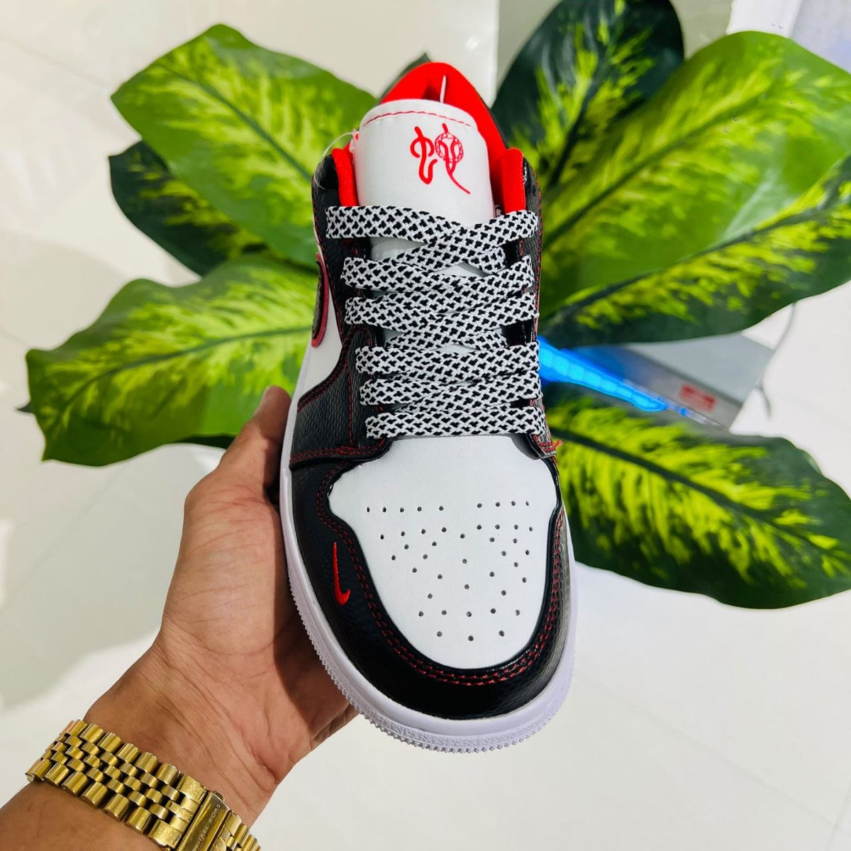 Shoes nike air jordan 1 low 2025 black white red