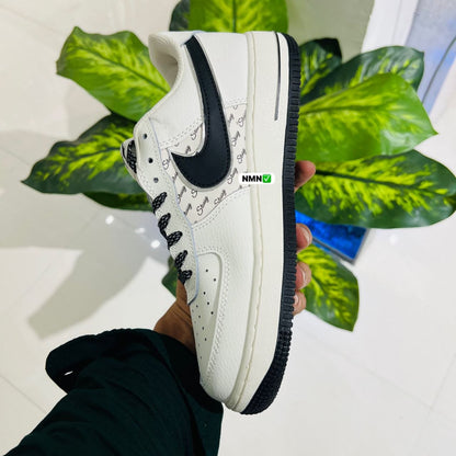 Shoes nike airforce 1 stussy beige black