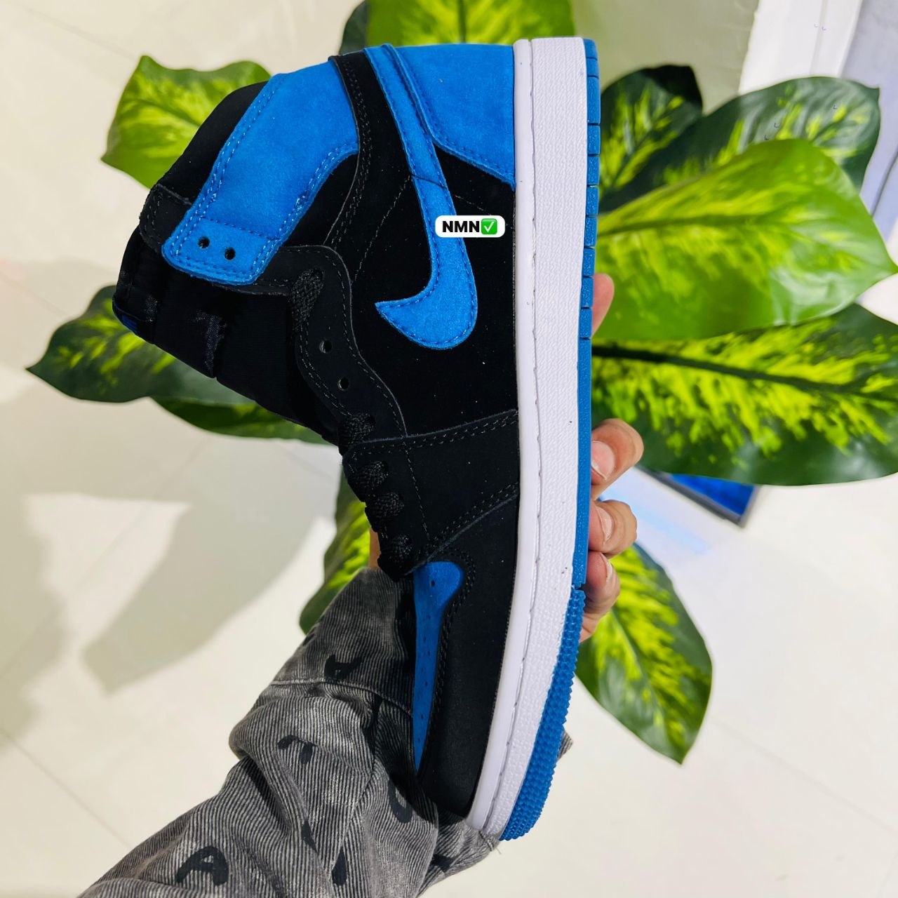 Shoes nike air jordan 1 high suede leather black blue