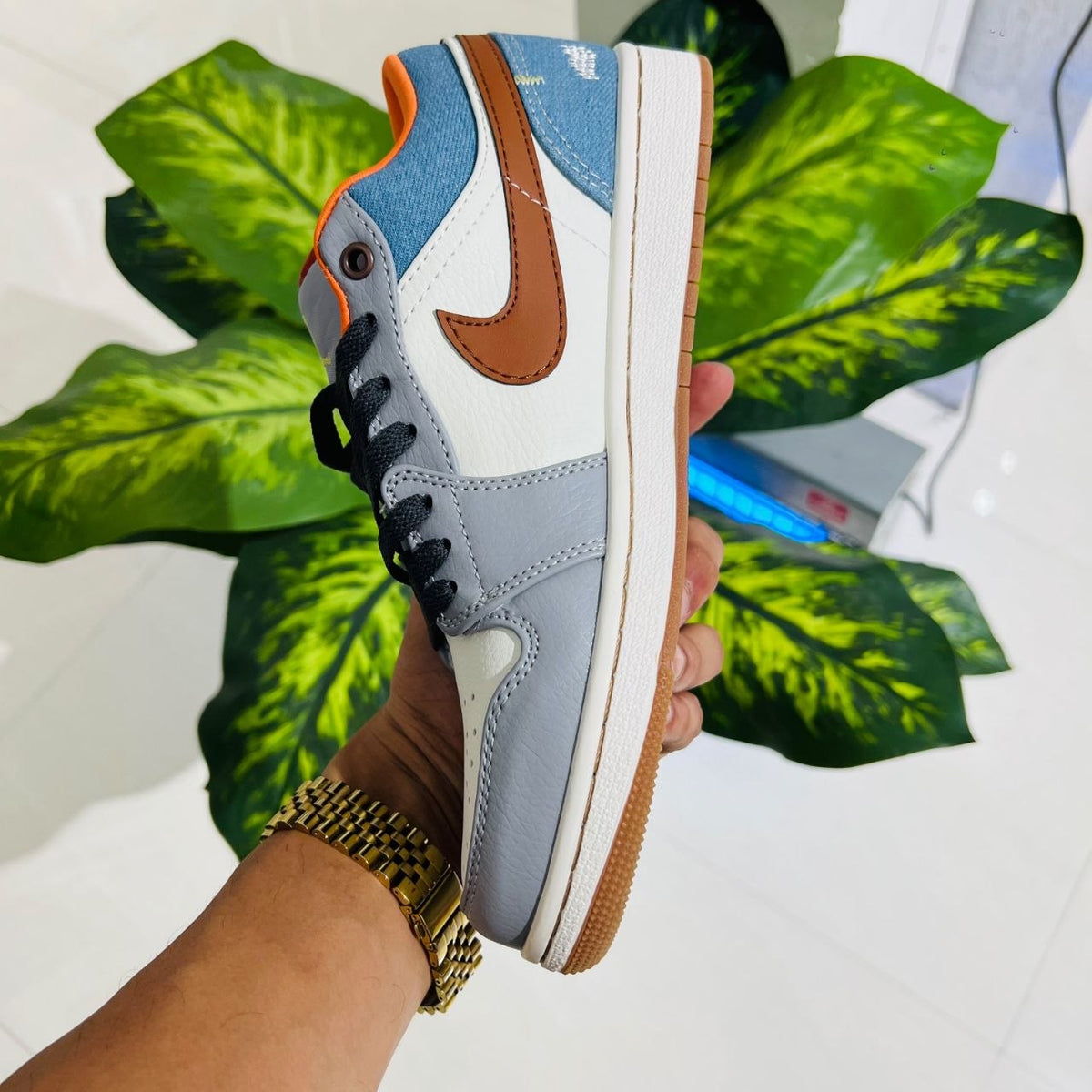 Shoes nike air jordan 1 low grey brown blue