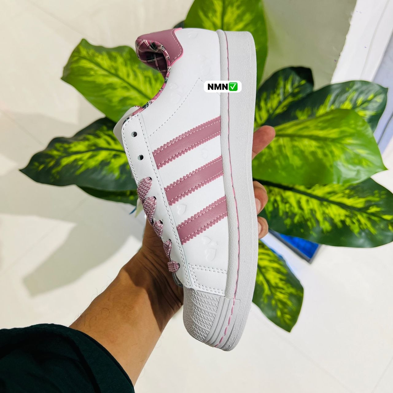 Shoes adidas superstar white peach