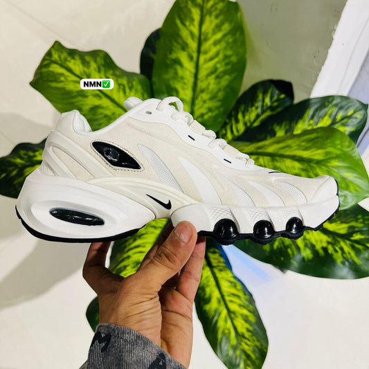 Shoes nike air max dn8 white black