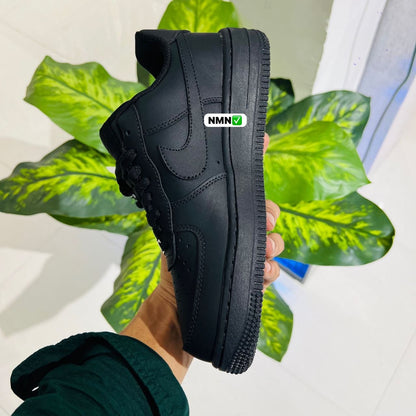 Shoes nike airforce 1 tripple black