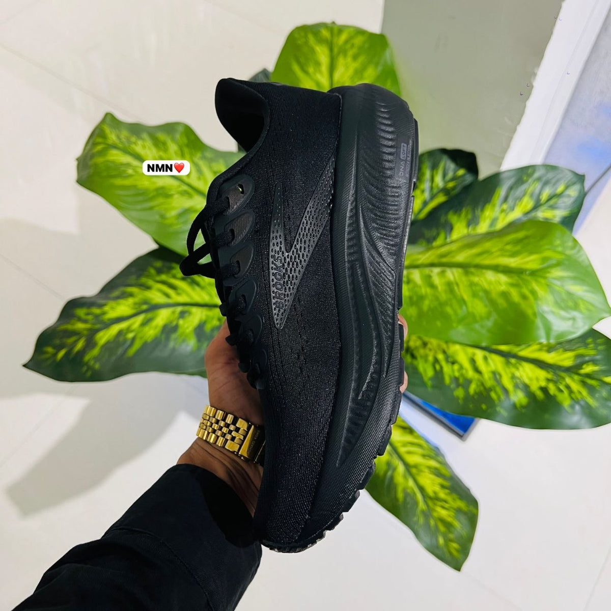 Shoes Brooks black