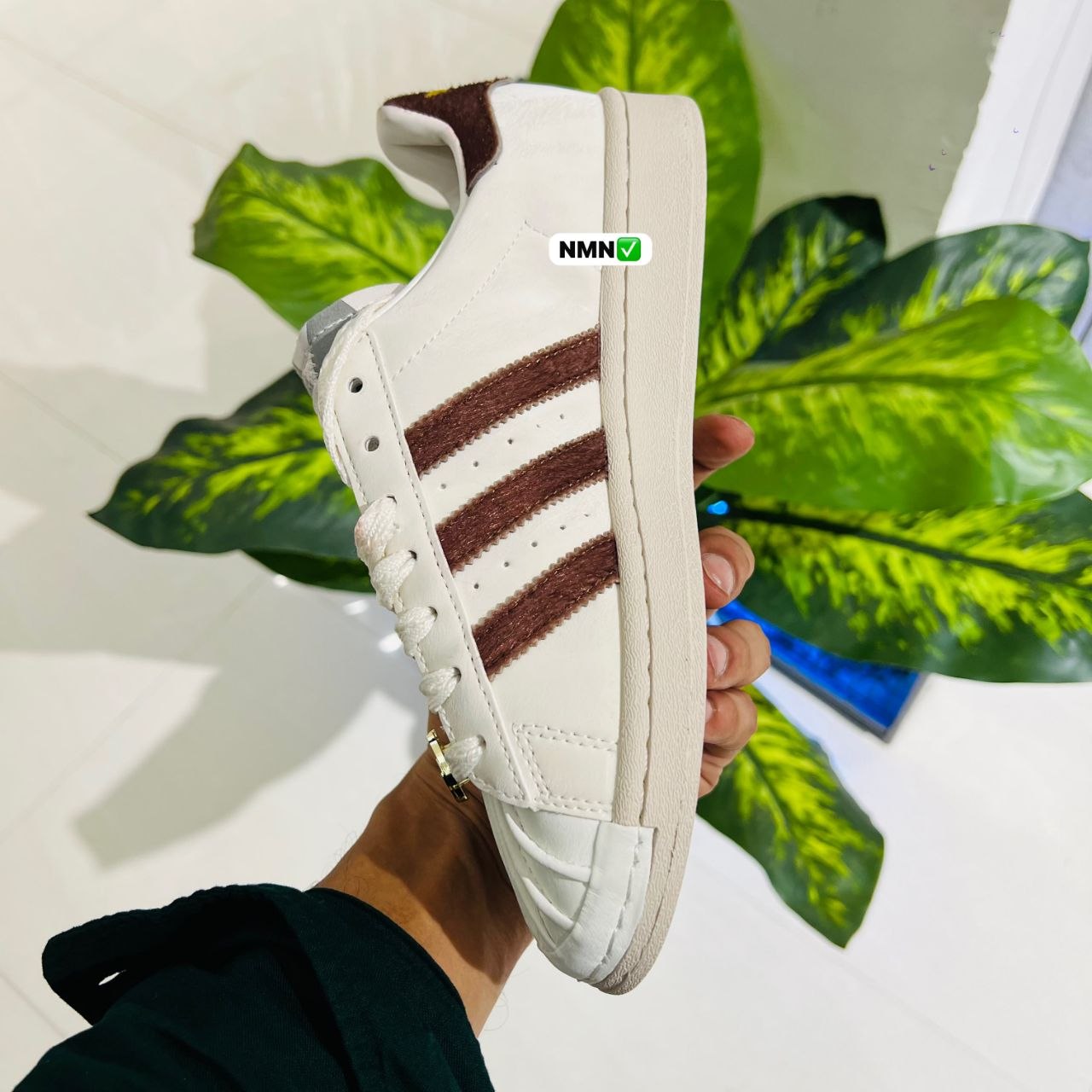 Shoes adidas superstar british white brown