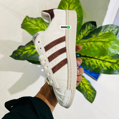 Shoes adidas superstar british white brown