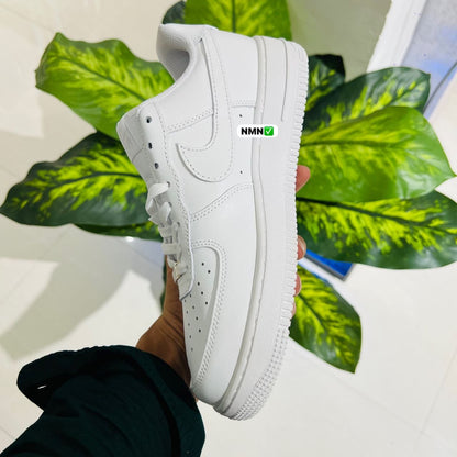 Shoes nike airforce 1 low tripple white