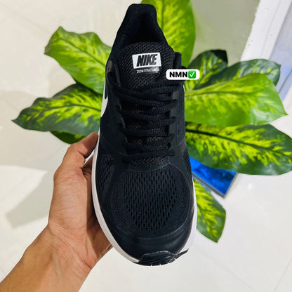 Shoes nike guider run black white
