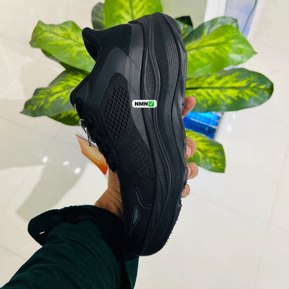 Shoes skechers run black
