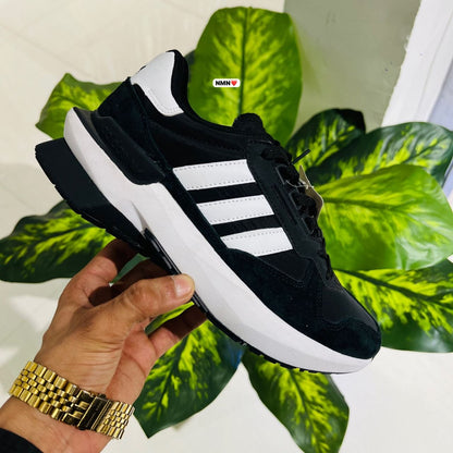 Shoes Adidas black white