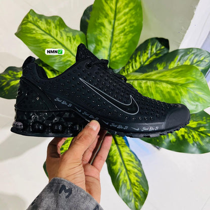 Shoes nike air max dn8 black