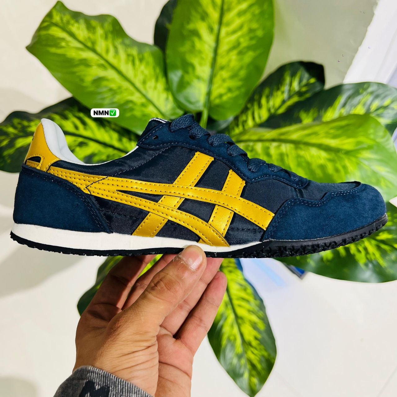Shoes tiger blue yellow
