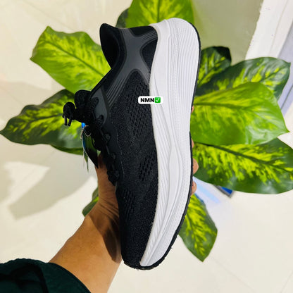 Shoes skchers maxcushion black white