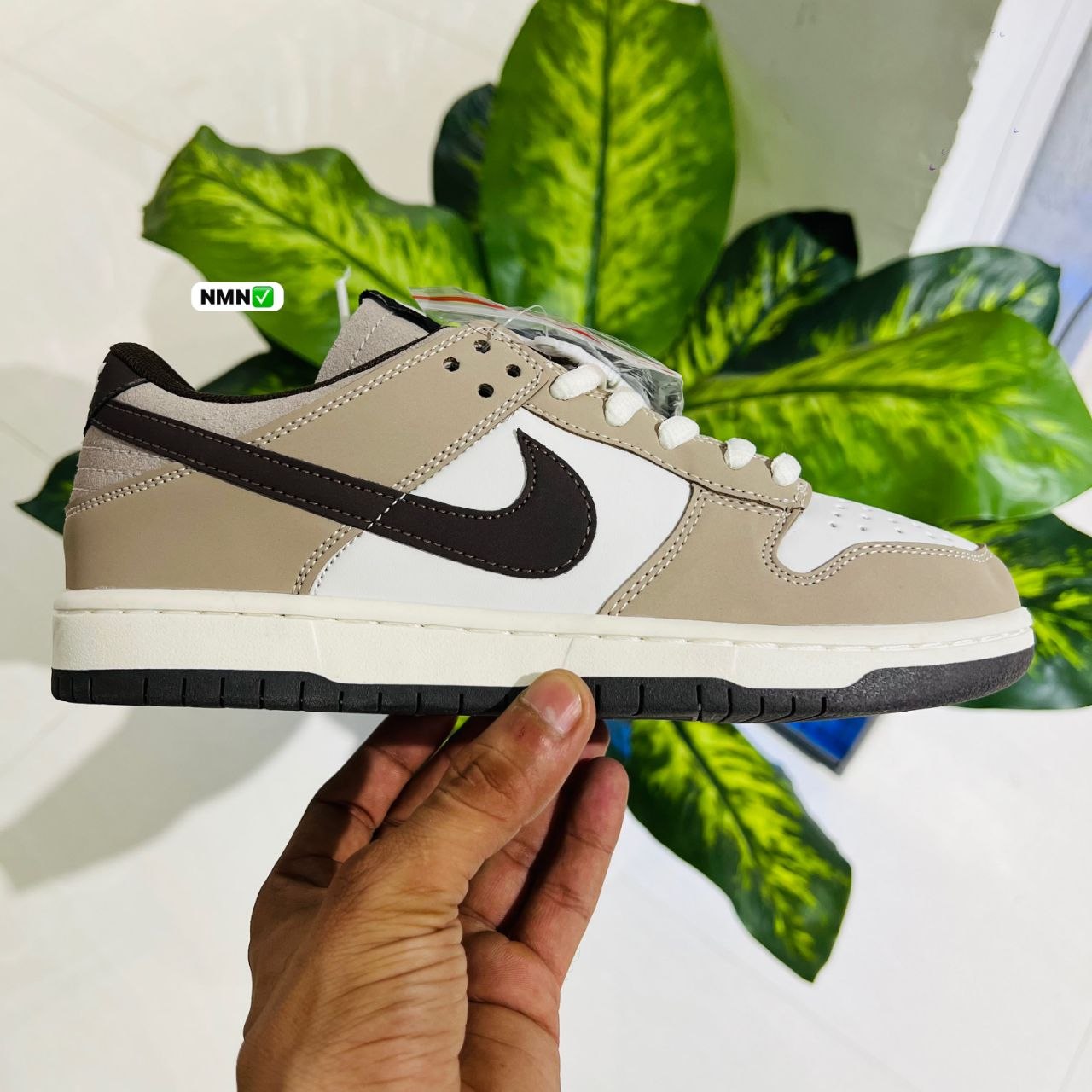 Shoes nike sb dunk british brown white