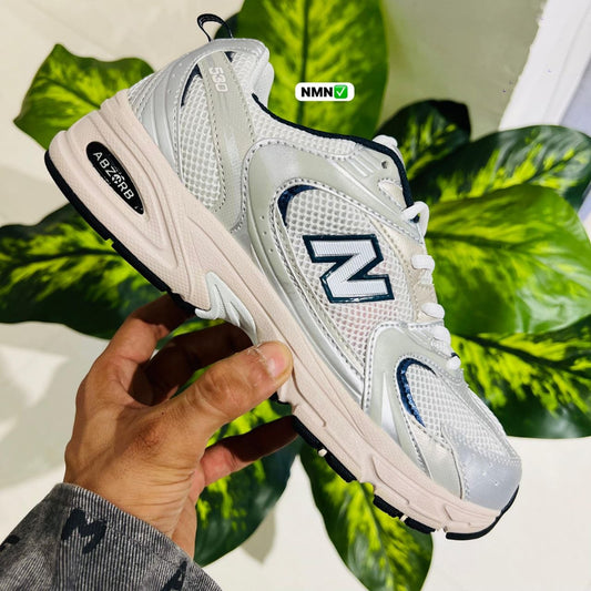 Shoes new balance 530 metallic white