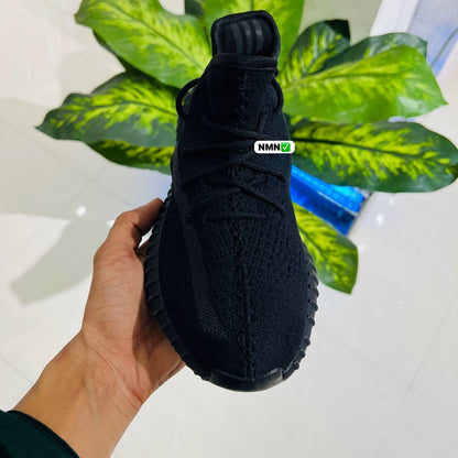 Shoes adidas yeezy 350 black