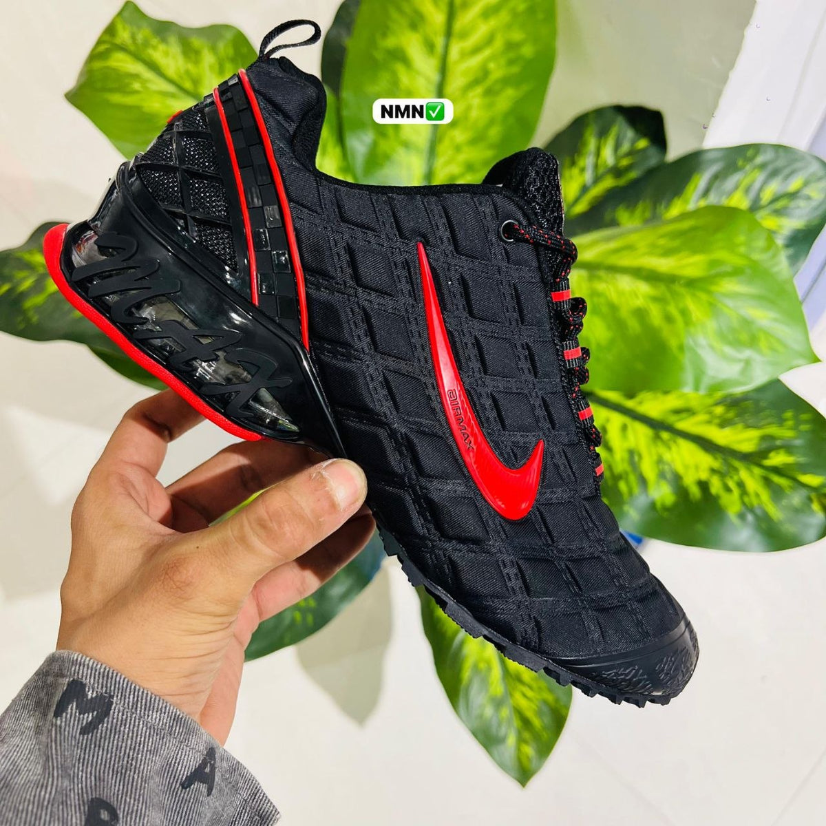 Shoes nike air max black red