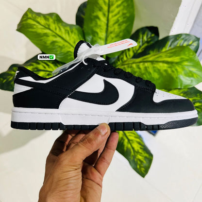 Shoes nike sb dunk black white panda