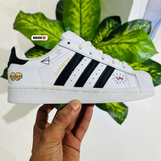 Shoes Adidas superstar white black