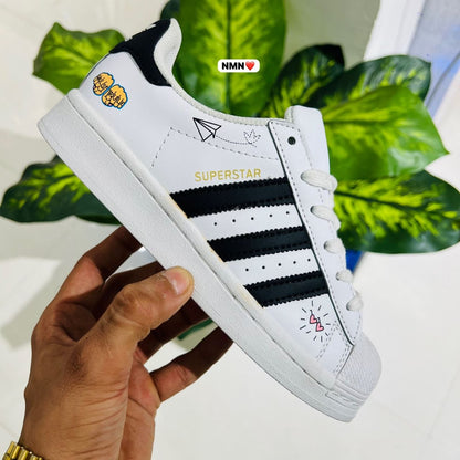 Shoes Adidas superstar white black