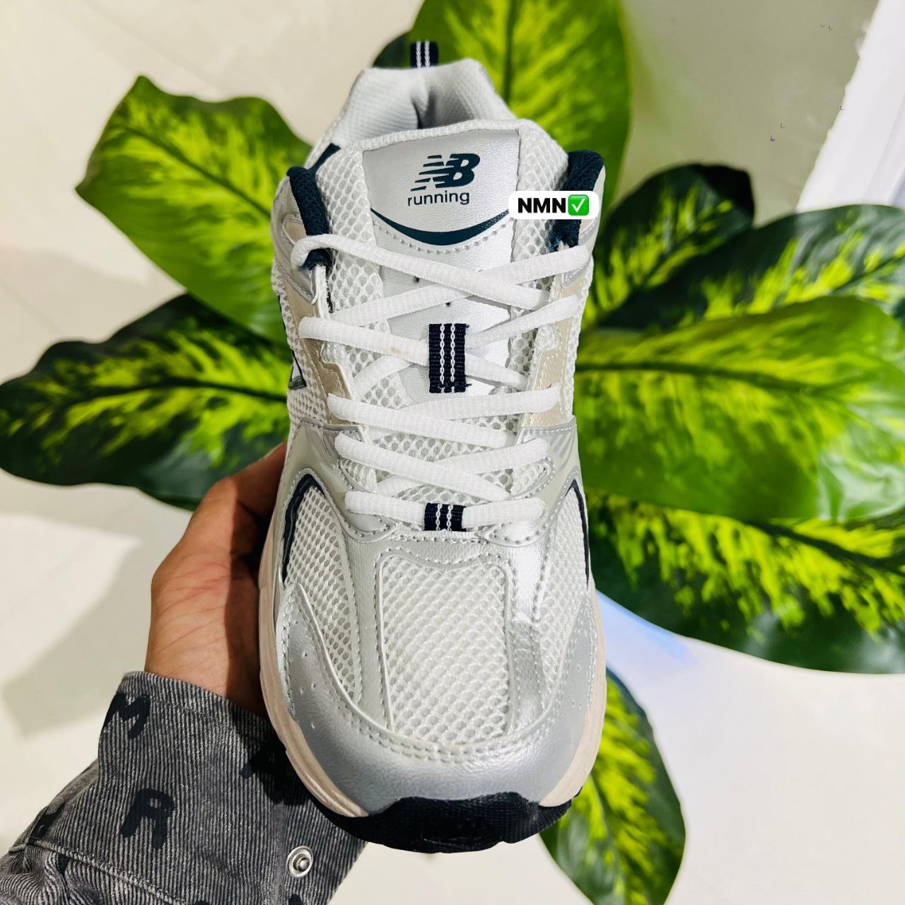 Shoes new balance 530 metallic white