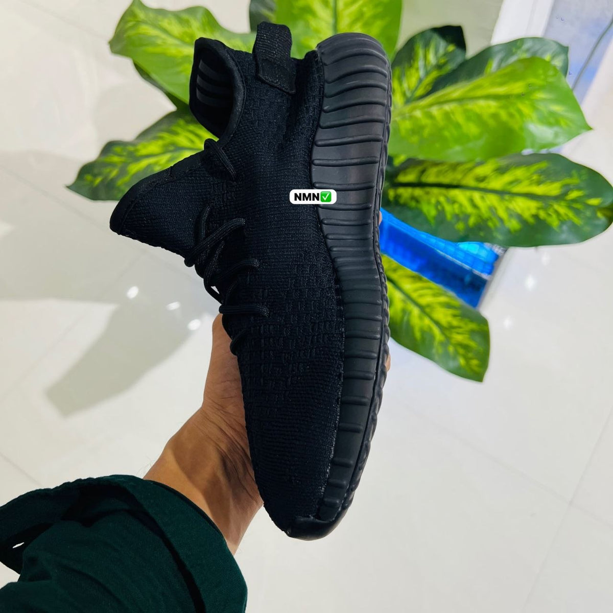 Shoes adidas yeezy 350 black