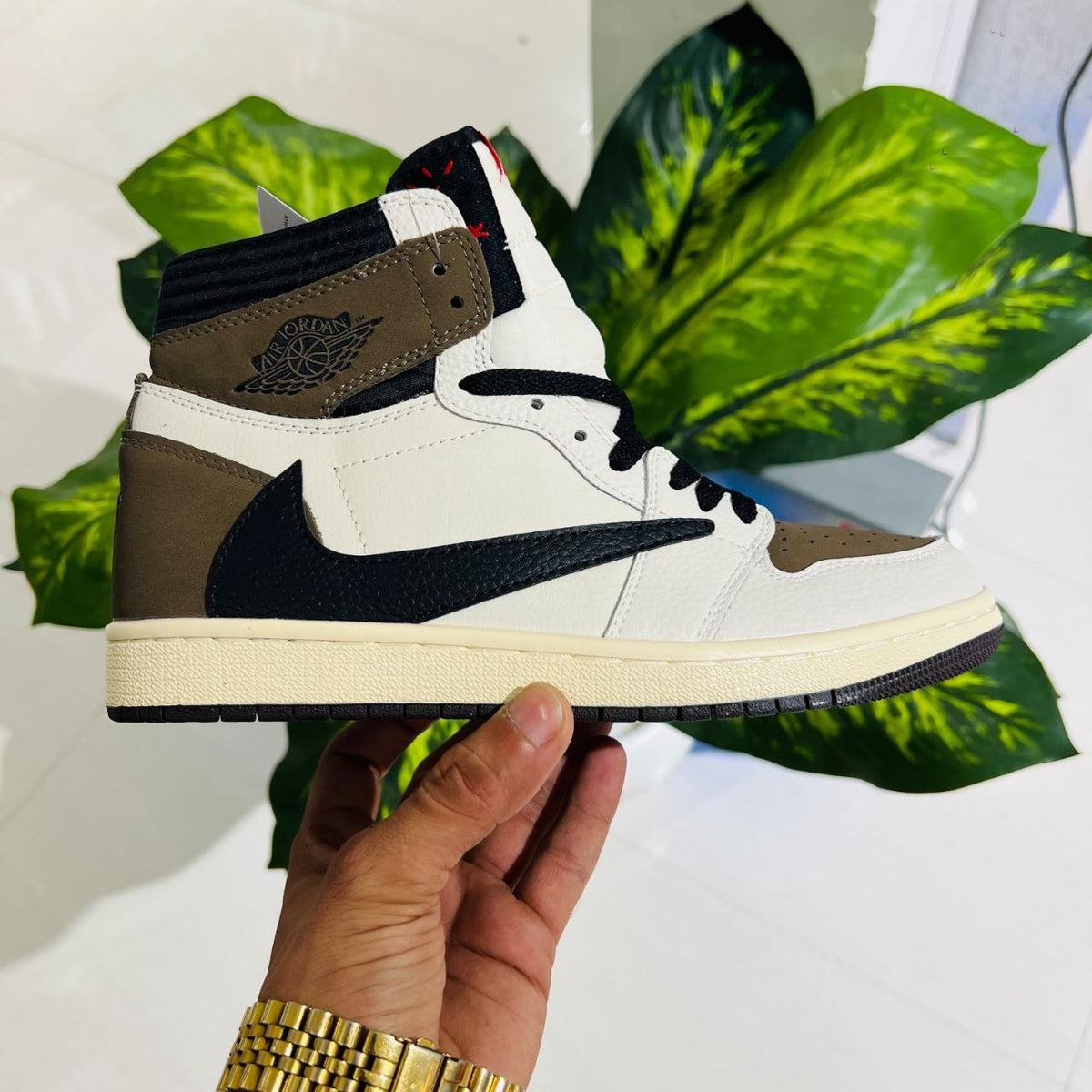 Shoes nike air jordan 1 high x travis scott brown british white
