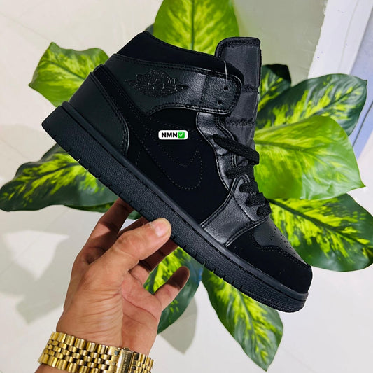 Shoes nike air jordan 1 tripple black suede leather high