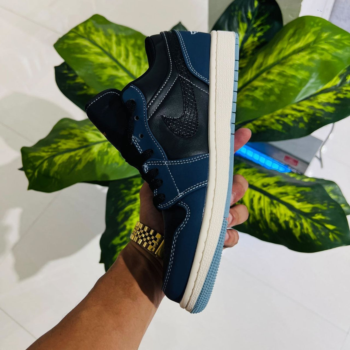 Shoes nike air jordan 1 low blue black