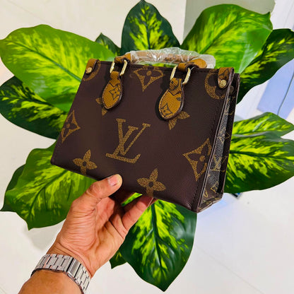 Ladies purse lv