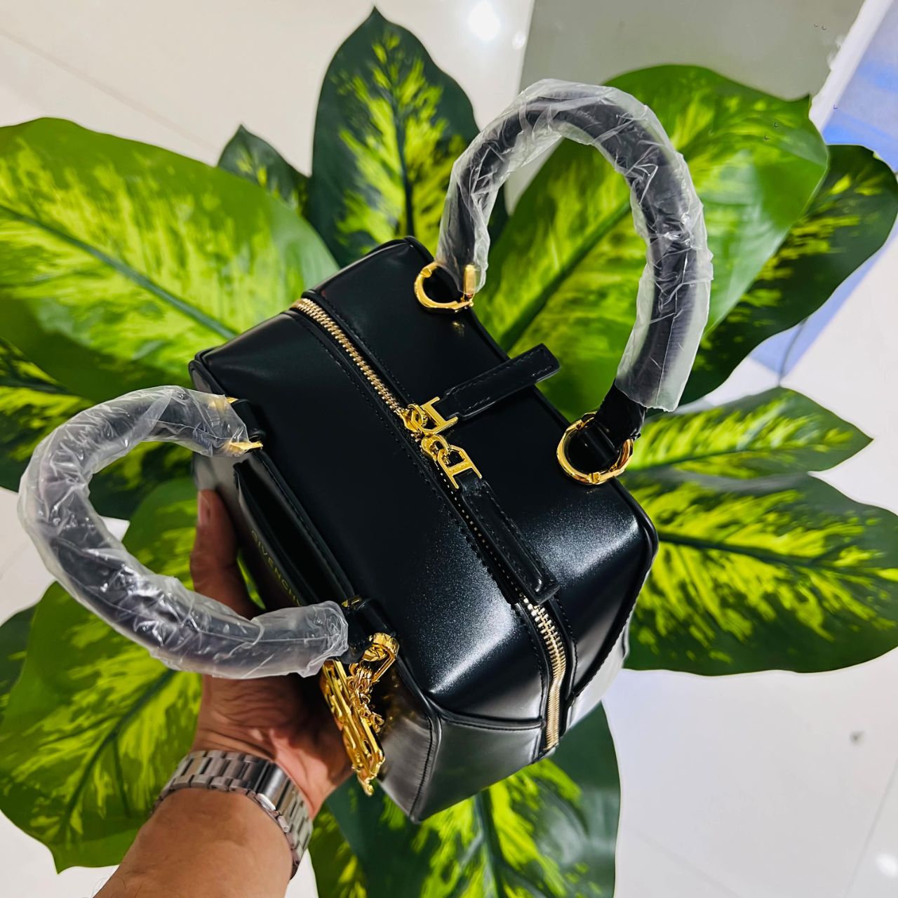 Ladies bags givenchy