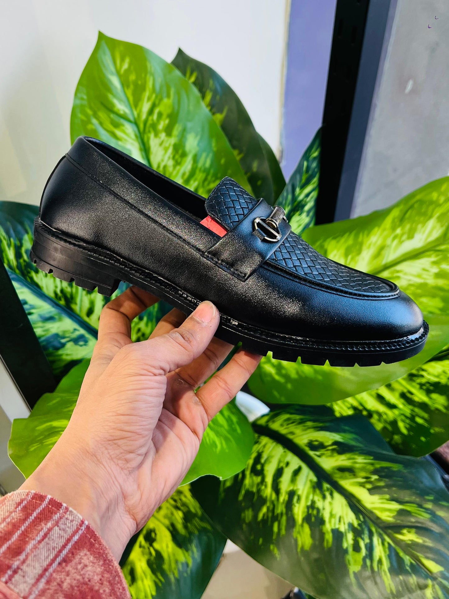 Formal belly armani black