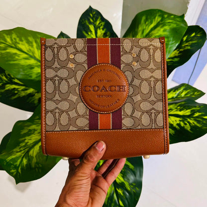 Ladies purse coach