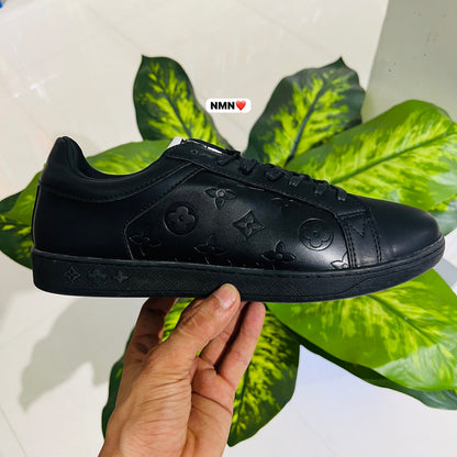 Shoes lv all black sneaker
