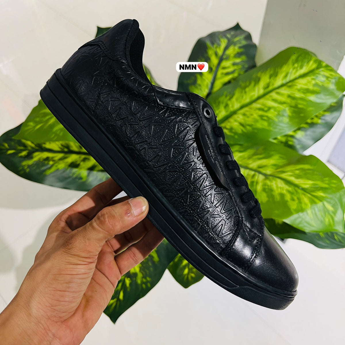 Shoes mk all black sneaker