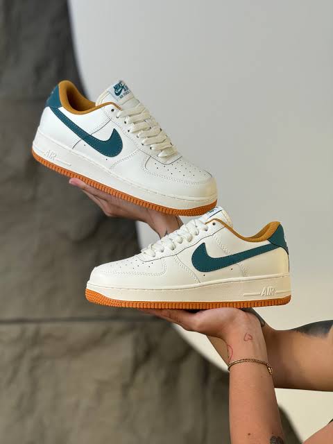 Shoes nike airforce 1 hamava off white cream