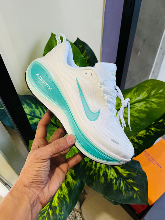 Shoes Nike zoom x vomero plus