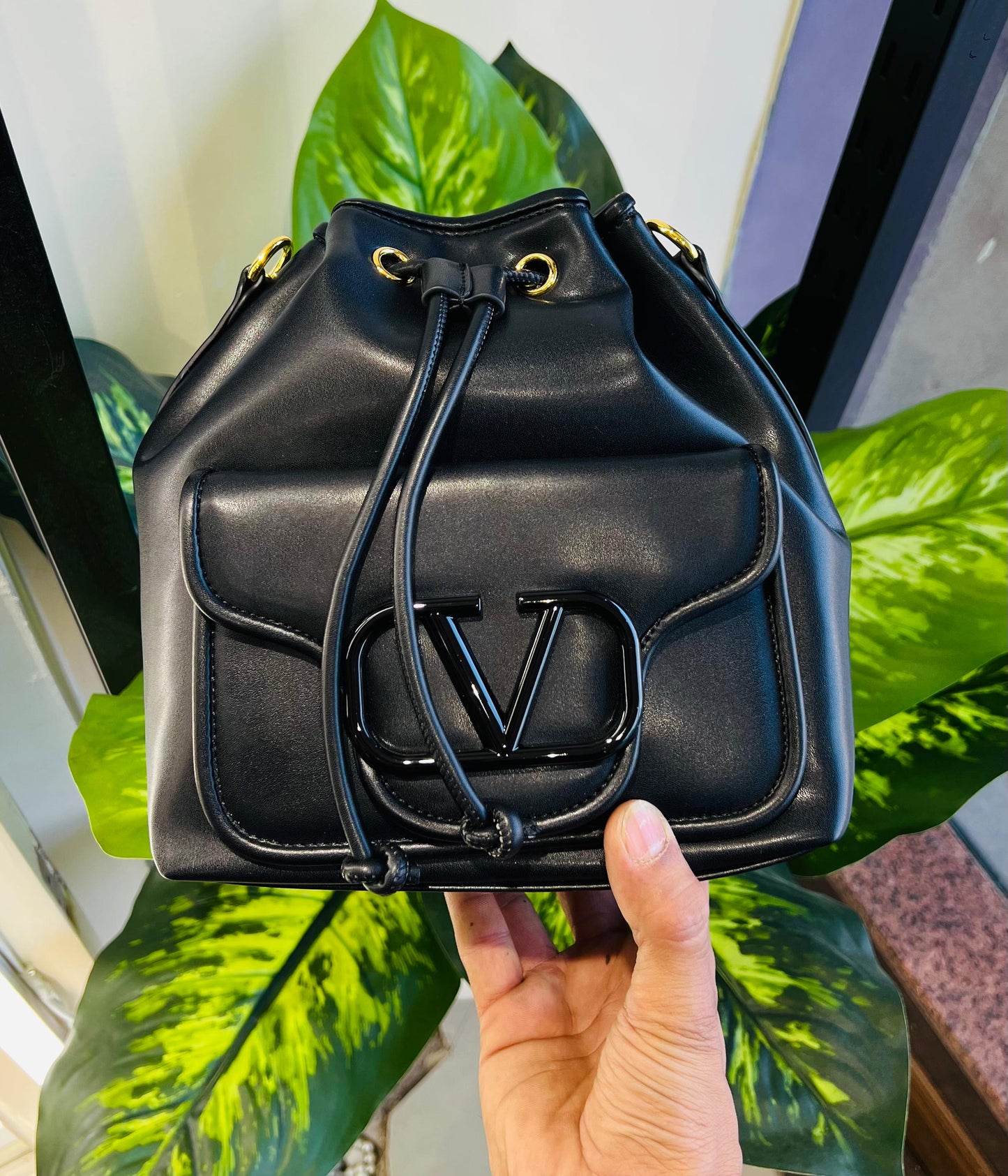 Ladies bag valentino