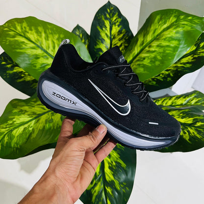 Shoes nike vomero plus black grey sole