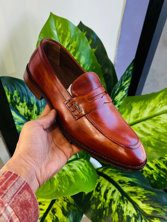 Formal belly coach og wood