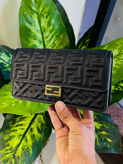 Ladies purse fendi