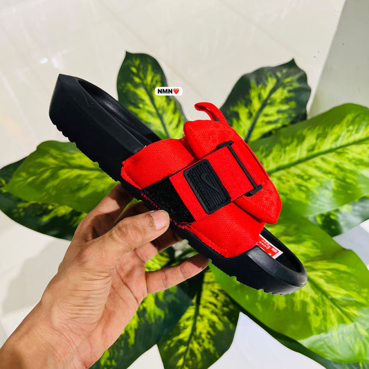 Slippers nike red black