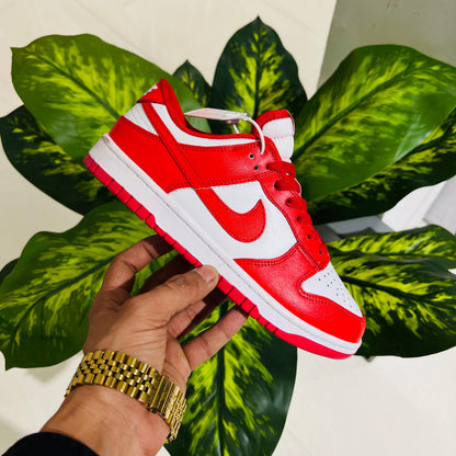 Shoes nike sb dunk red white